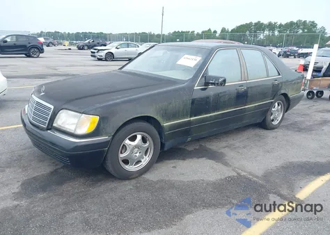 1999 Mercedes-Benz S 320 из США, поврежденный, VIN WDBGA32G9XA424769